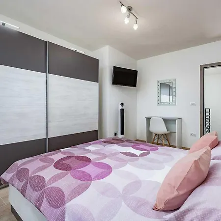 Dom wakacyjny House Nicol Poreč
