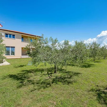 House Nicol Tatil Evi Poreč