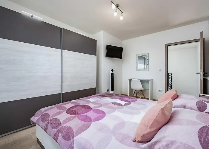 Nyaraló House Nicol Poreč