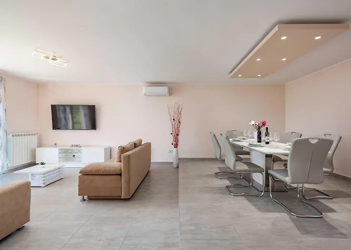 House Nicol Ferienhaus *